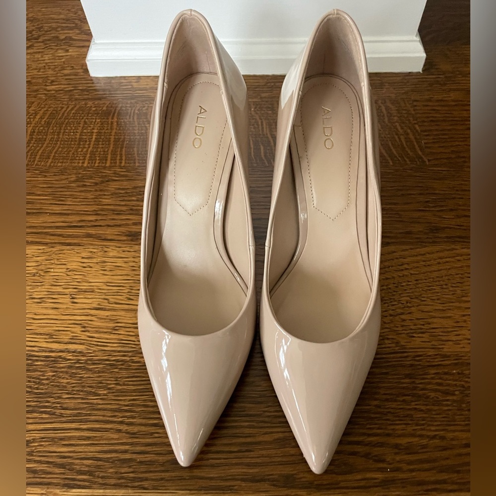 Pinky Tan Pumps - Picture 4 of 7